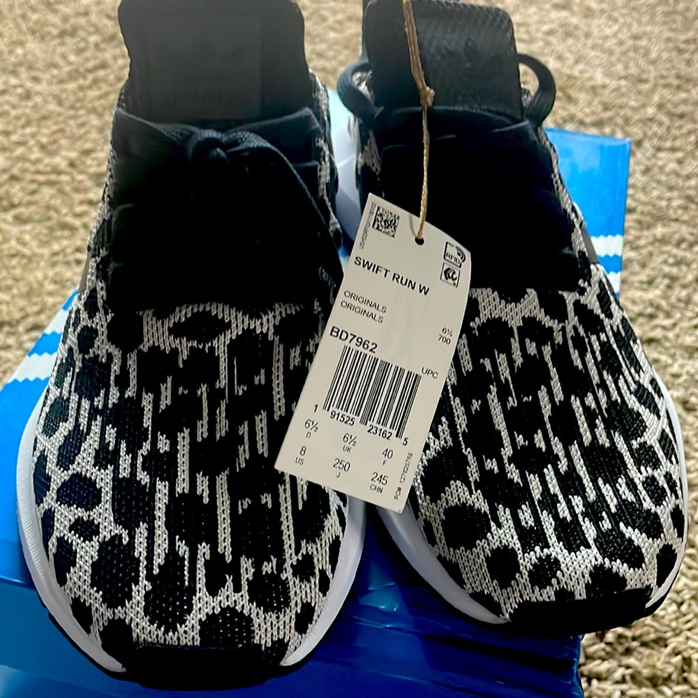 Swift Run Adidas